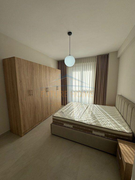 Qera Apartament 2+1+Post Parkimi,Komuna e Parisit
