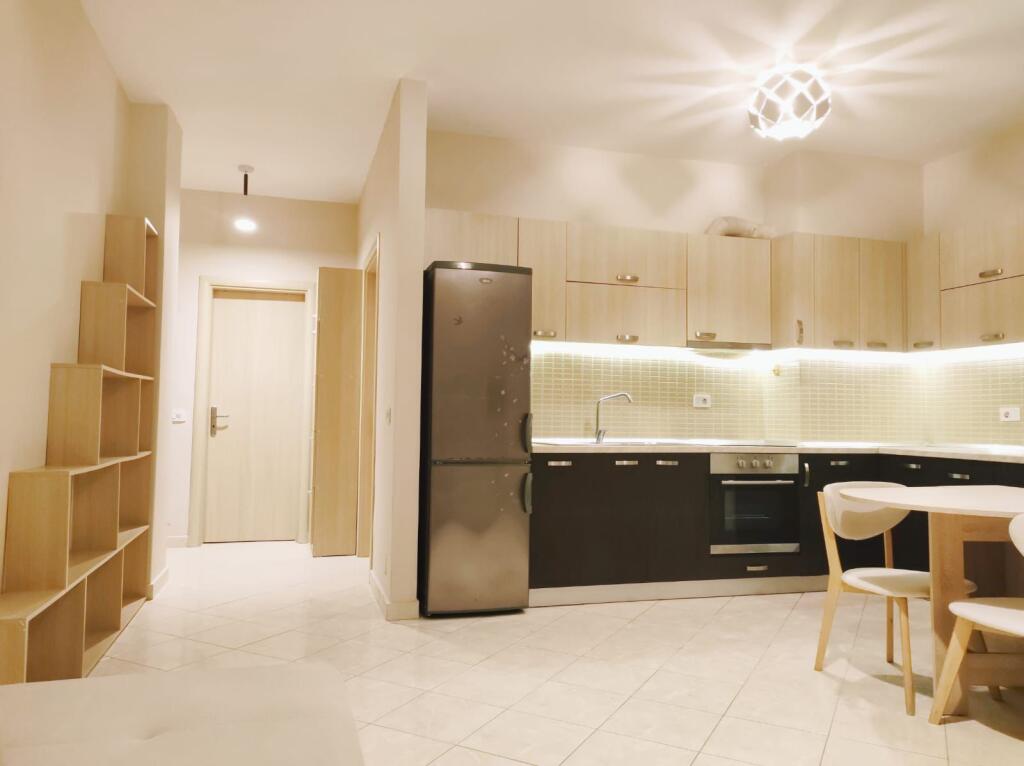 1+1, furnished at bar Unik Yzberisht, price 450 euro gross