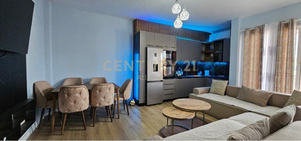 APPARTAMENTO 2+1 IN AFFITTO IN SPIAGGIA, DURAZZO - 600€\MESE