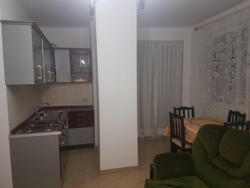 Apartament 1+1, Misto Mame!