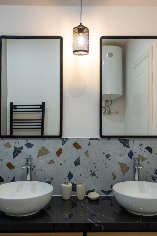 Appartamento 2+1+2 in affitto   Vista mare completa a Currila