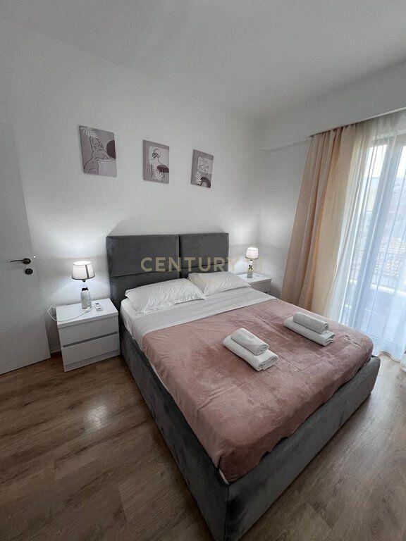 APARTAMENT 1+1 ME QIRA| MYSLYM SHYRI- pranë Rrugës së Kavajës