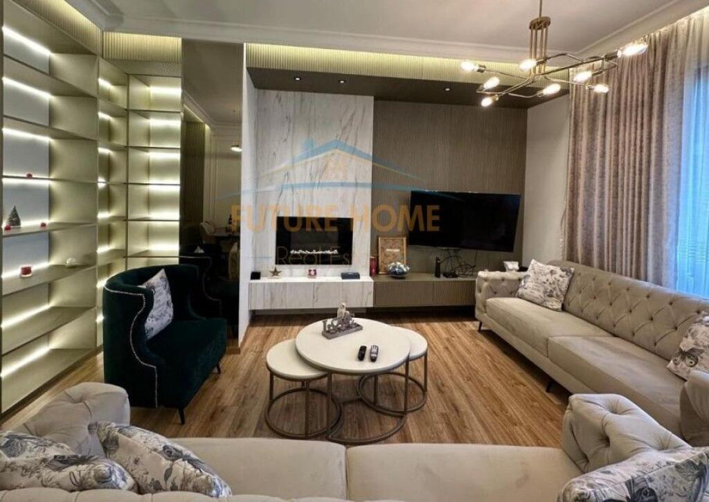 Affitto, Appartamento 2+1+parcheggio, Park Gate!