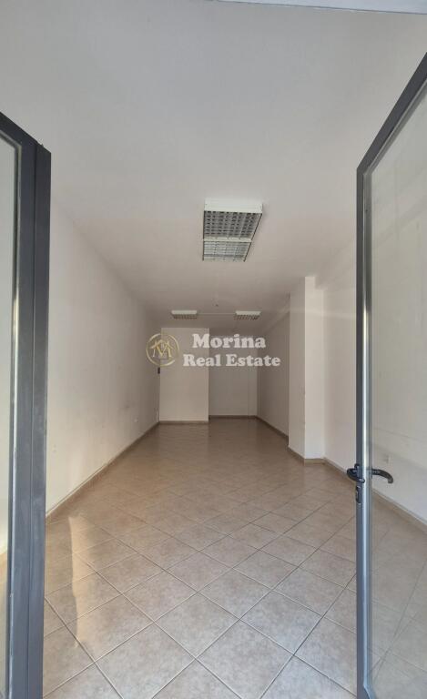 Qera | Ambjent Biznesi | Tregu Elektrik | 450 €/muaj