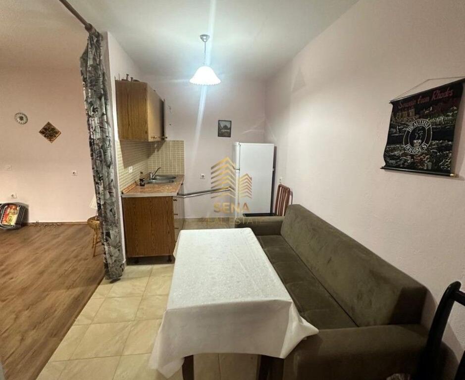 Qira, Apartament, 1+1,Qender,450 Euro/Muaj