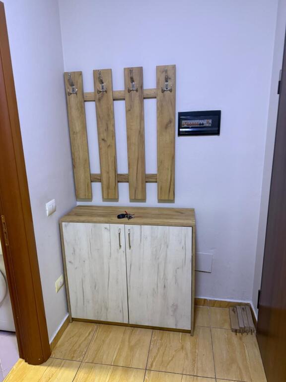 Jepet me qira 2+1 Laprake 500 mije leke