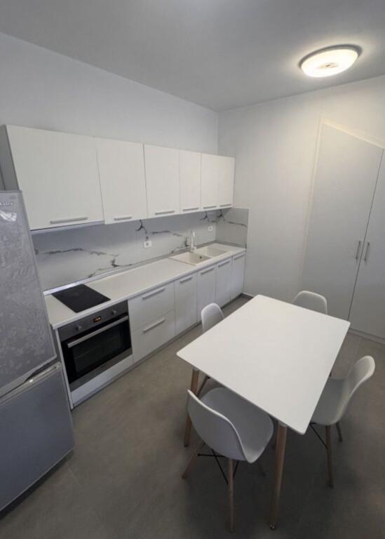 Apartment 2+1 with parking space, Kodra diellit 1