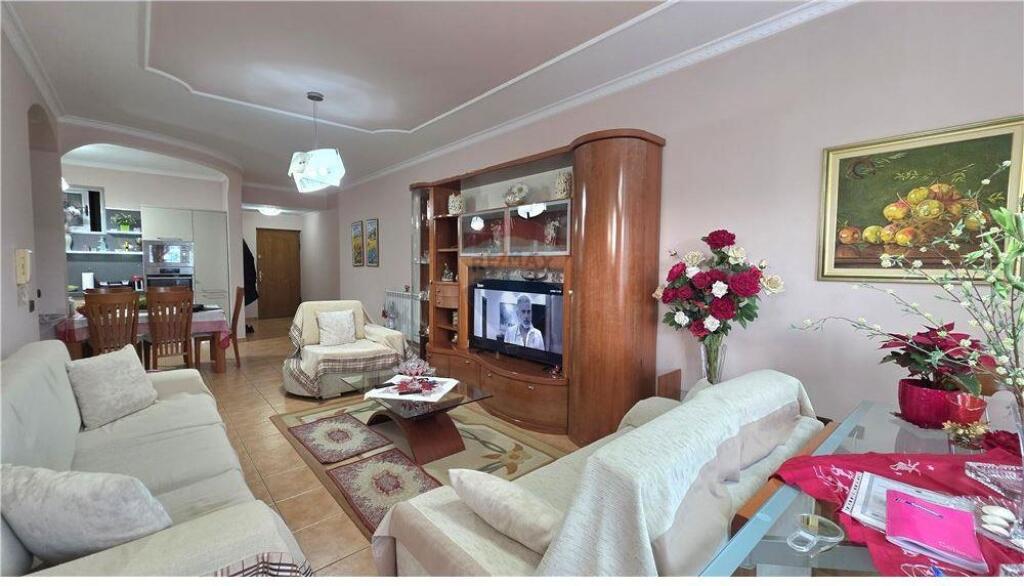 ✨ Apartament 2+1+2 për Shitje – Bulevardi “Ismail Qemali”, Vlorë