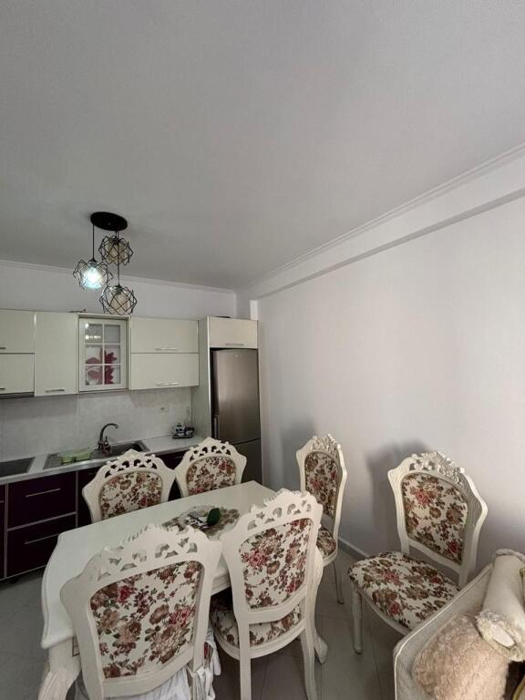 Apartament me qera 2+1 tek kodra e diellit