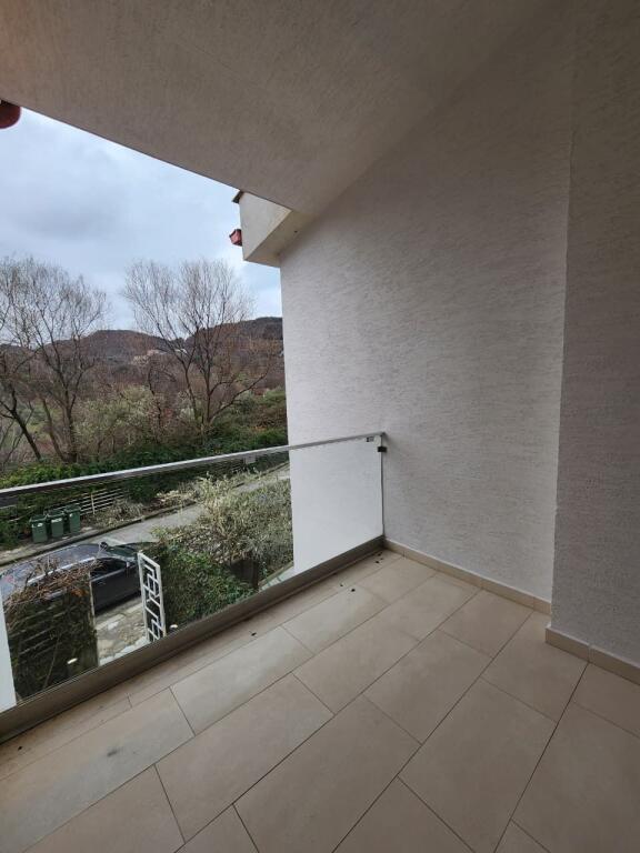 🏡 Vilë Moderne 2-Katëshe 📍Rezidenca Kodra e diellit 1 / Oborr Privat &amp; Parkim 3+1+3wc verandë&amp; oborr || 490.000eu