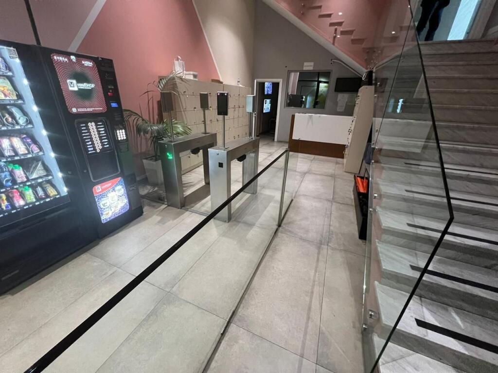 OFFICE FOR RENT 515 M2 DIBRA STREET 6000 EURO