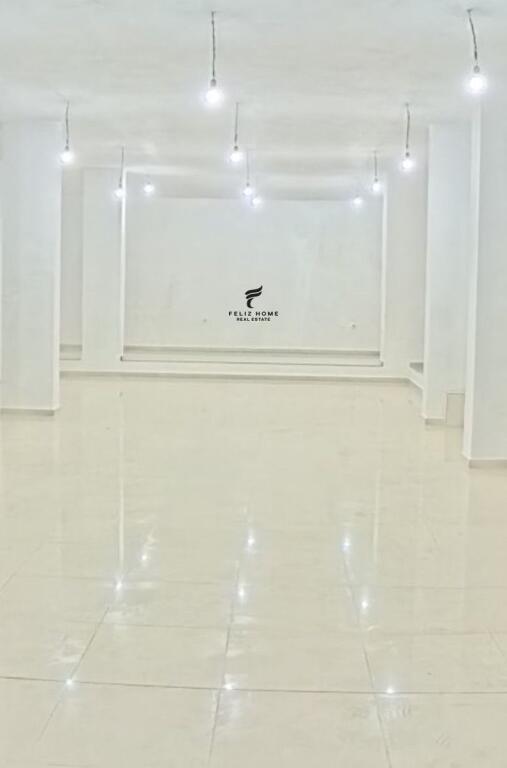 SHOP FOR RENT 130 M2 MEDRESEJA 1300 EURO