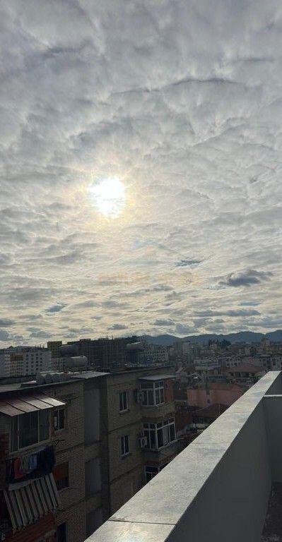 Shitet, Apartament 2+1, Ali Demi, Tiranë.