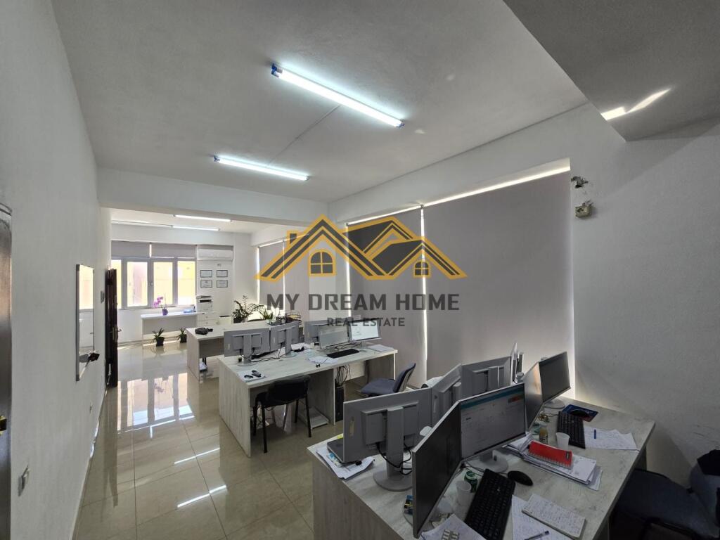 SHITET AMBJENT BIZNESI TEK GJYKATA DURRES