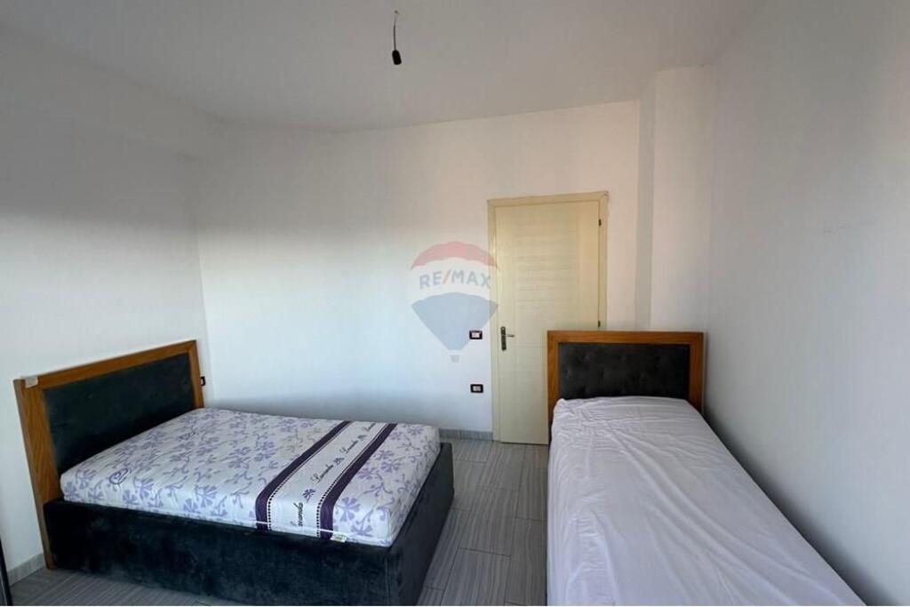 APARTAMENT 2+1 ME QIRA ASTIR !