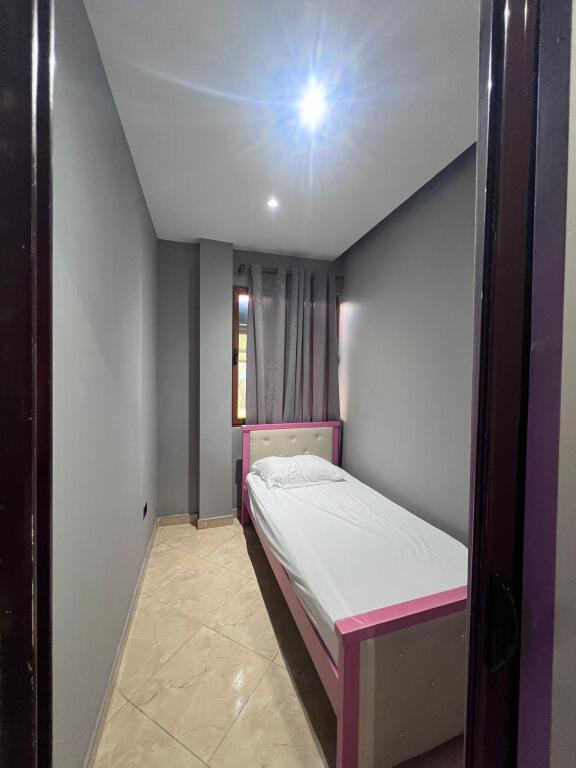 Vile Me Qera 3+1 tek Kthesa e Kamezes (ID BV22558) Tirane