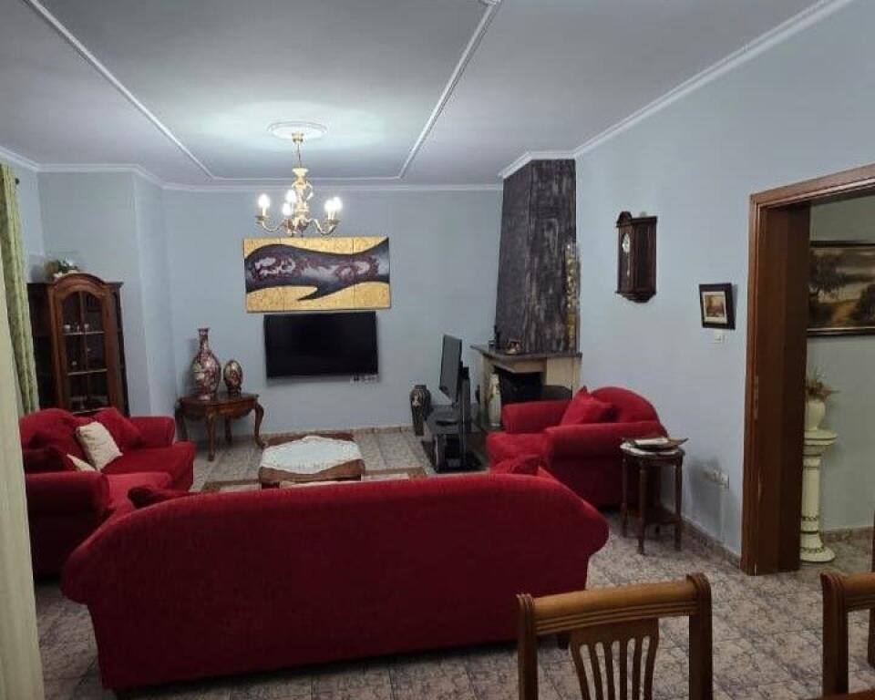 3+1 apartment for rent, at Todi Shkurti Street, Student City.