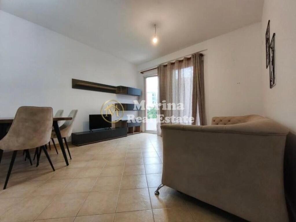 Qera | Apartament 1 + 1 | Fresku | 400 €/muaj