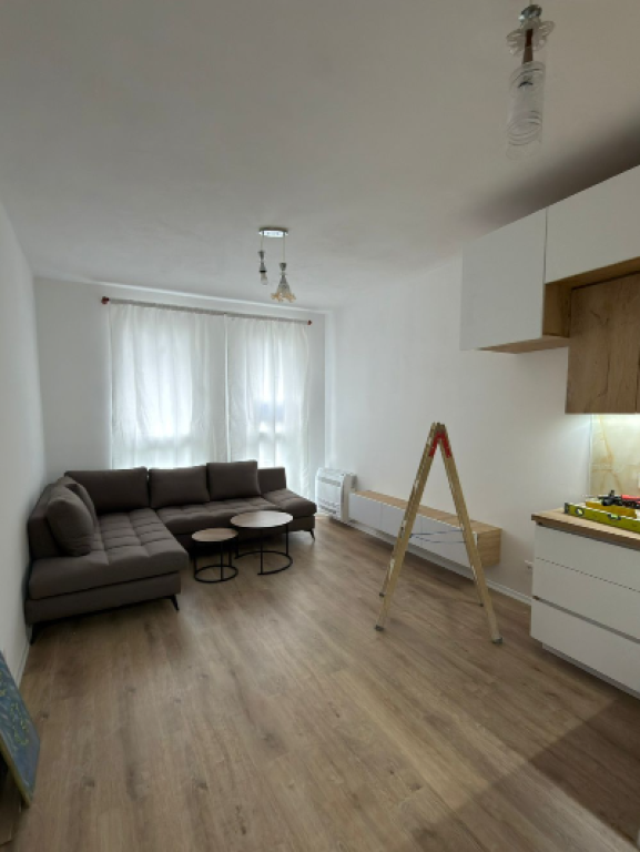 🏡 Shitet Apartament 1+1 – Univers City