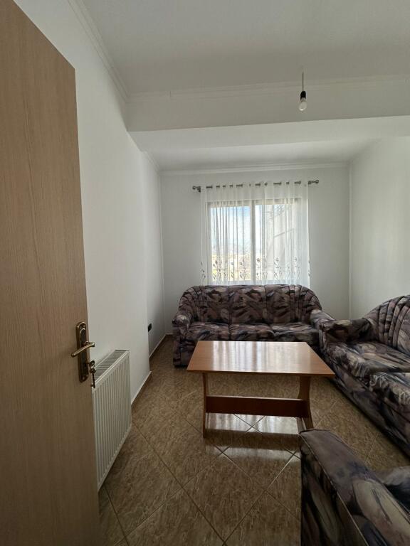 Apartament 2+1 me qira Bulevardi Migjeni