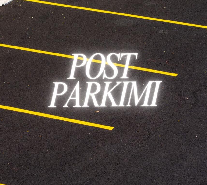 Shitet post Parkimi tek Ali Demi