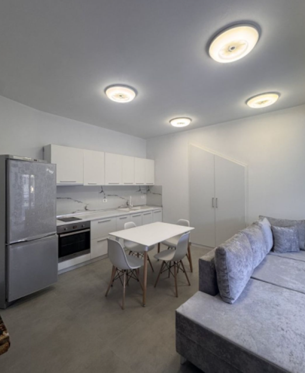 🏡 Appartamento 2+1 + Posto Auto in Affitto – Kodra e Diellit 1