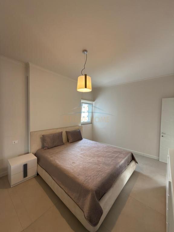 Apartament 2+1+2 , ne shitje Kika 2 , Komuna e Parisit.