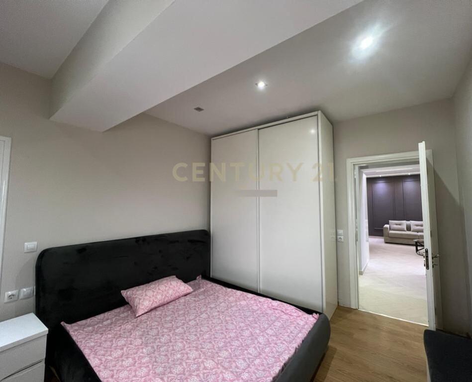 FOR RENT APARTMENT 2+1+2bathrooms