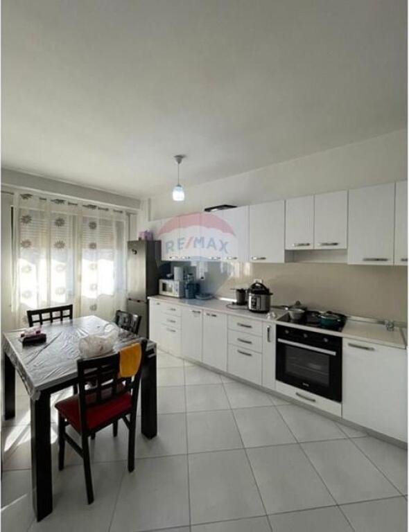 Appartamento - In Vendita - Ex Mercato Elettrico, Tirana