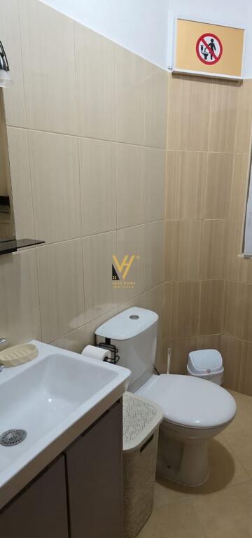 JEPET APARTAMENT 1+1+BLK ME QERA TE RRUGA FORTUZI 65.000 LEKE