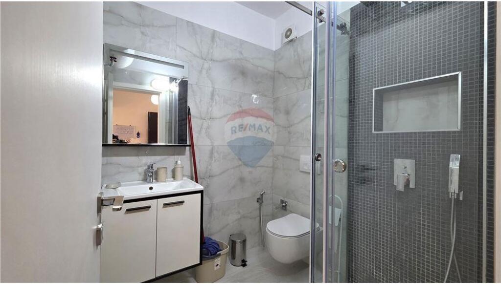 Premium 1+1 apartment for sale on Lungomare first line