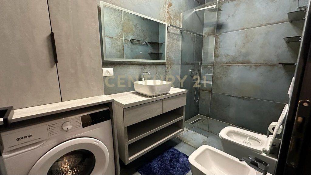 Luxury 3+1 apartment for rent in the “Garden Building” residence, Kavaja Street