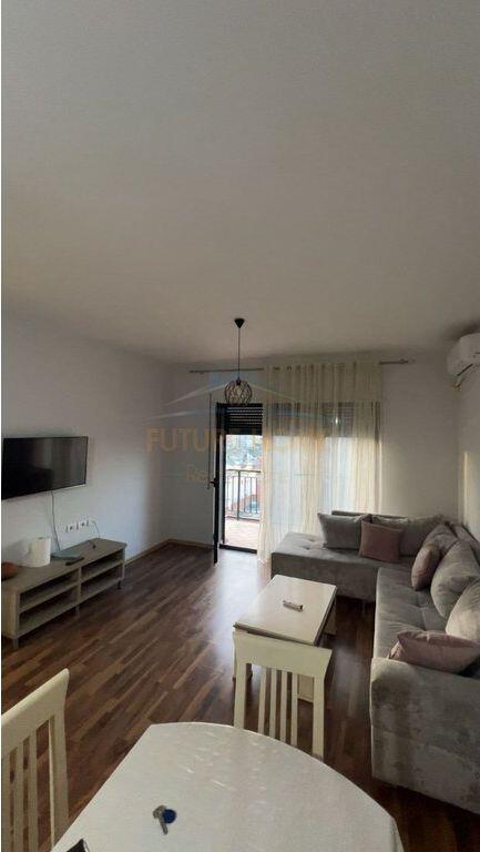 Qera, Apartament 2+1+2+Post Parkimi, Green City
