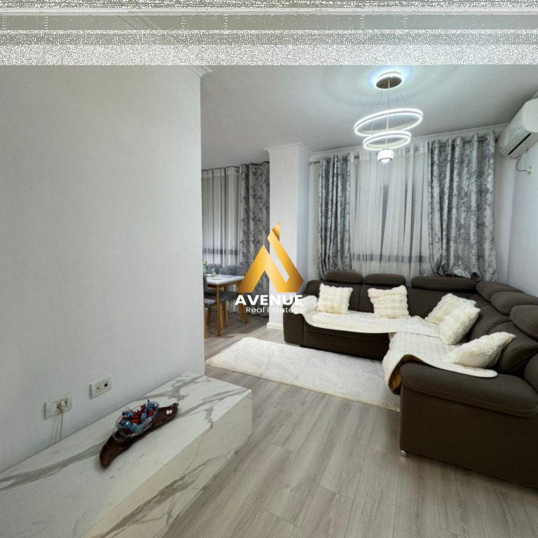 Shitet Apartament 1+1 – Pranë Pallateve Cabej, Tiranë