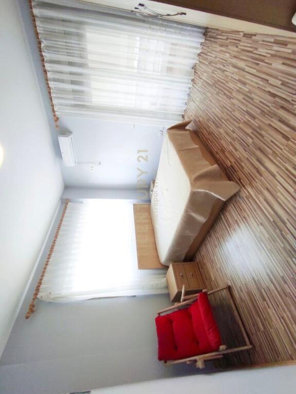 AFFITTASI APPARTAMENTO PIÙ GARAGE VICINO A MYSLYM SHYRI !