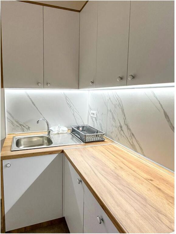 Apartament 1+1 dhe garsonier per qera