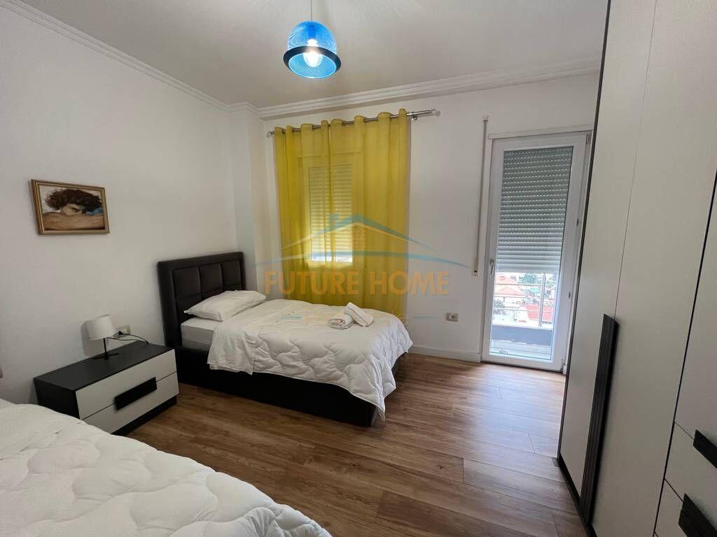 Qera, Apartament 2+1+2, Qender