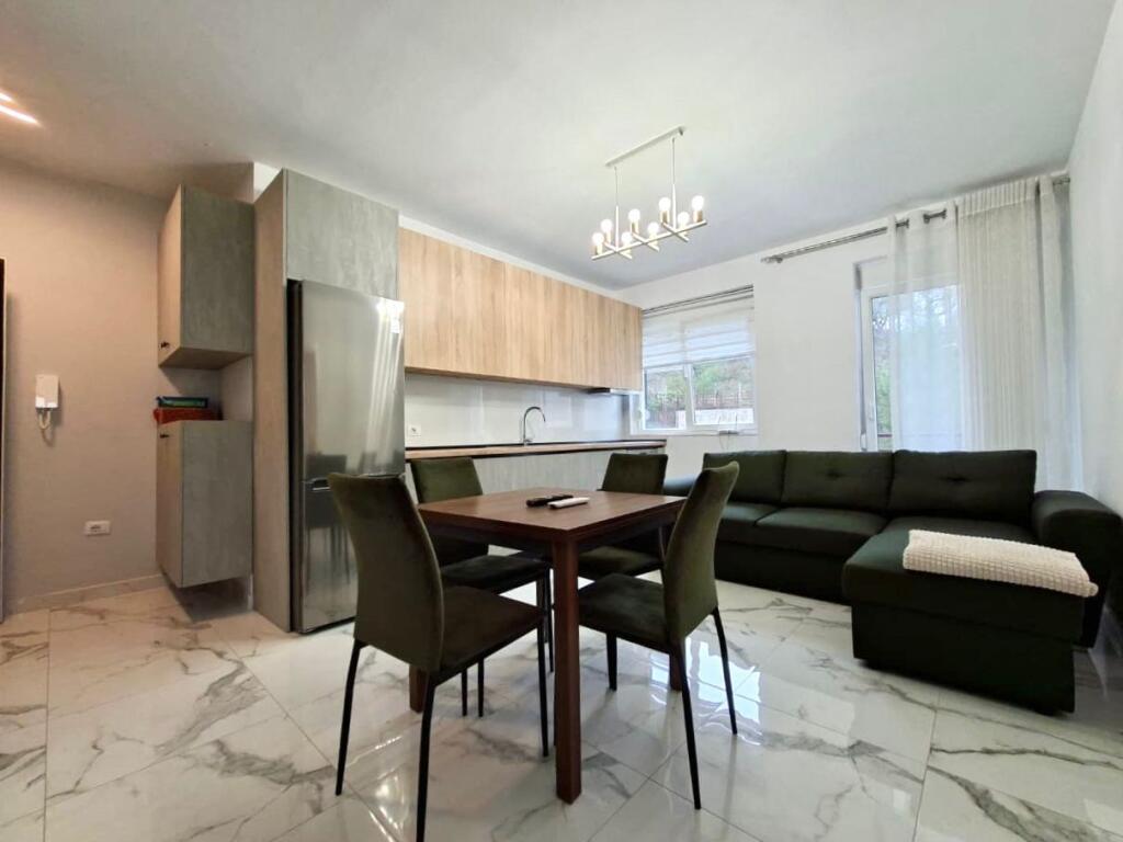 For Rent: Apartment 2+1 &amp; 1 BLLK (📍Dry Lake / FZ Complex) ✨️ Furnished / 100% new 🔥🔥 60,000 Lek 💶💶