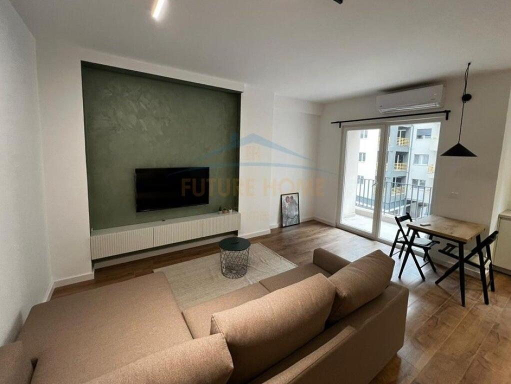 Qera , Apartament 1+1 , Kompleksi Aura , Tirane