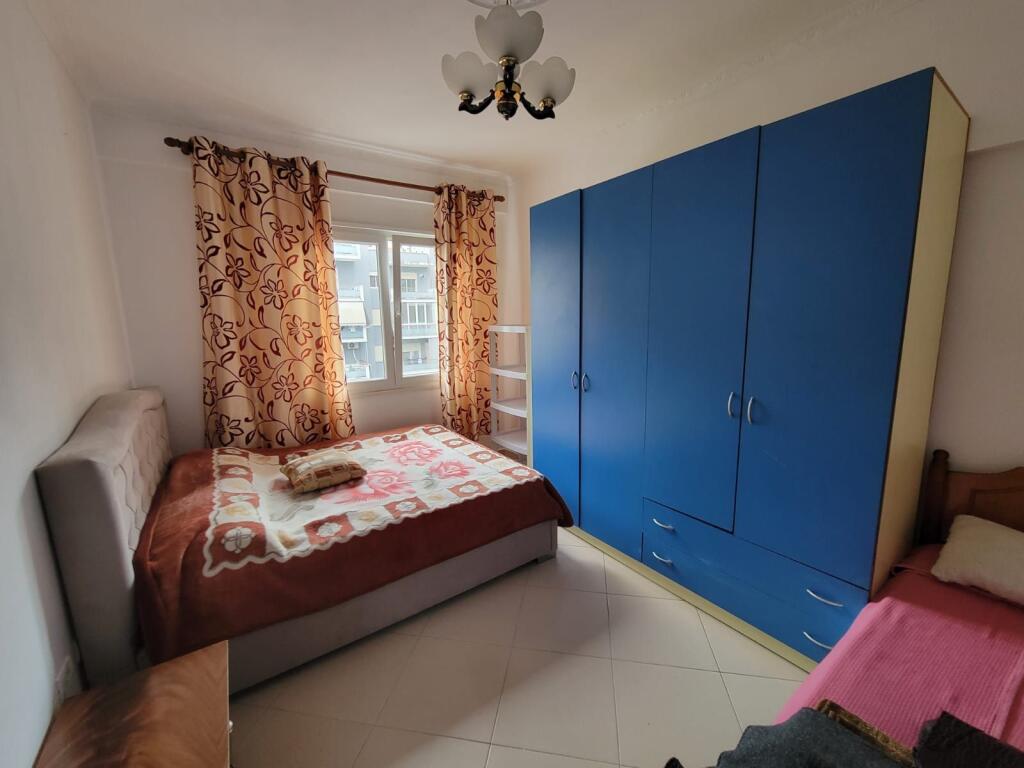 Apartament 1+1 me qera Tirana Golden Park