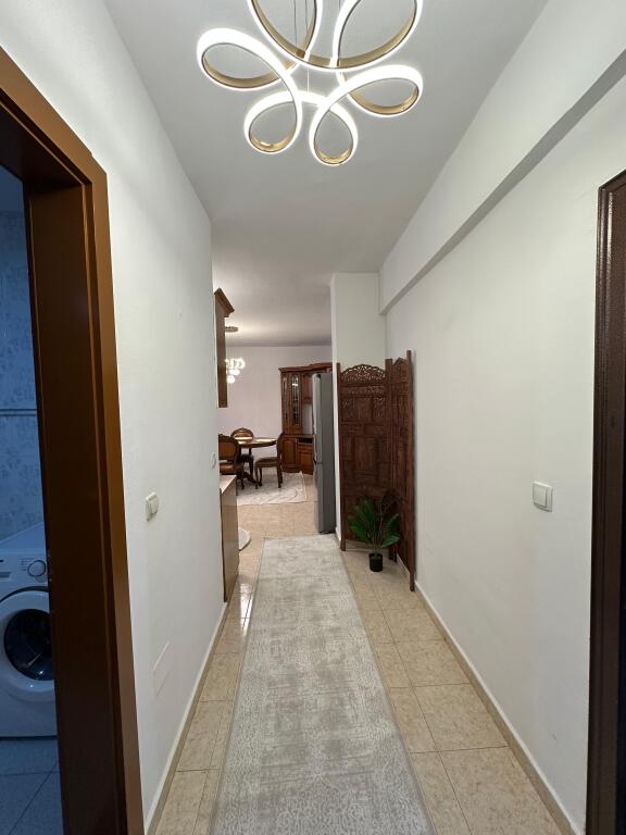 Apartament 2+1 per qira ne Laprake