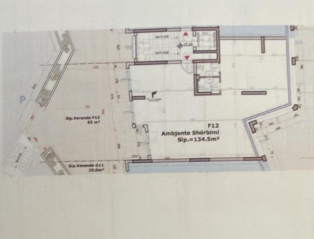 ZYRE ME QERA 135 M2 ASTIR 1.350 EURO