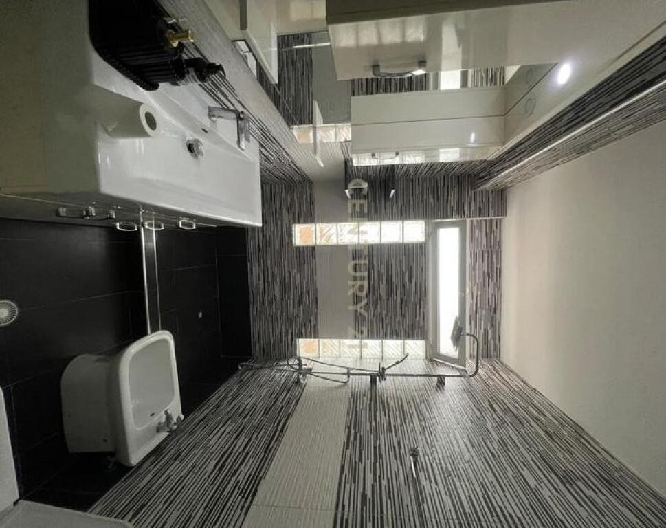 FOR RENT APARTMENT 2+1+2bathrooms