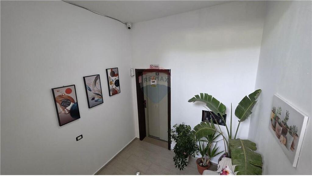 🌊 Apartament 2+1+2 për Shitje – Lungomare, Vlorë 🌊