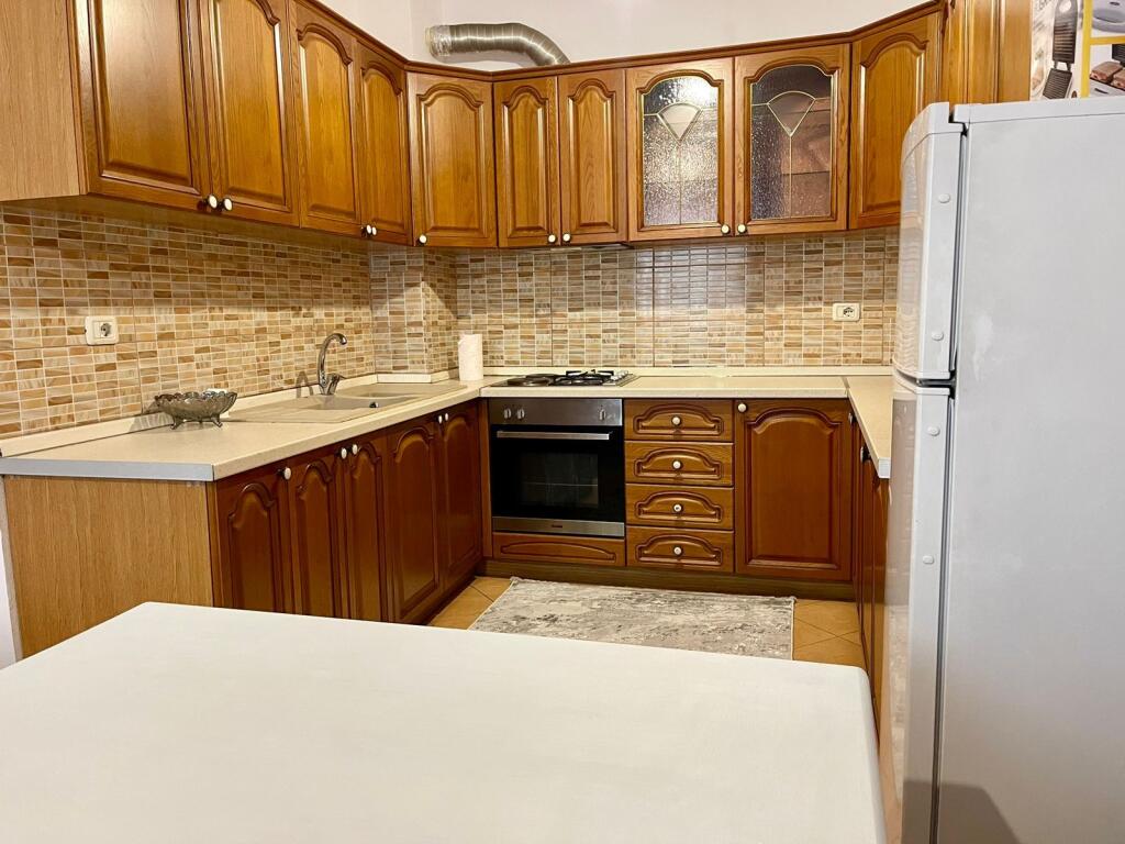 📣 Apartament 2+1 me qira – 📍 Rr. Gjergj Legisi Laprakë💶 Çmimi: 55,000 lekë / muaj