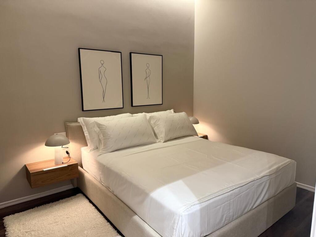 Apartament 2+1, Rruga e Kavajes!