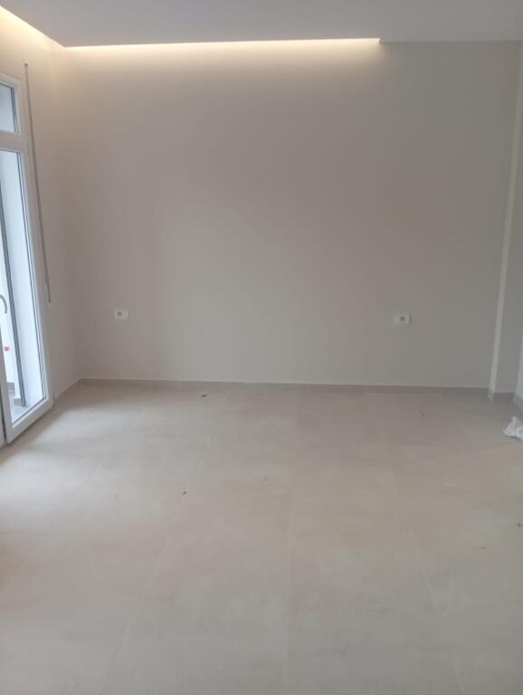 🏠Jepet me Qera Garsoniere  ne 5 Maj,pas Concordit