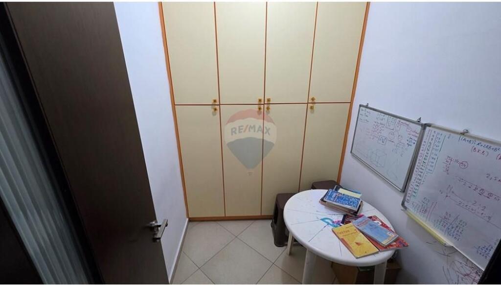 Apartament 3+1+2 ne shitje tek Rr. e Cipajve
