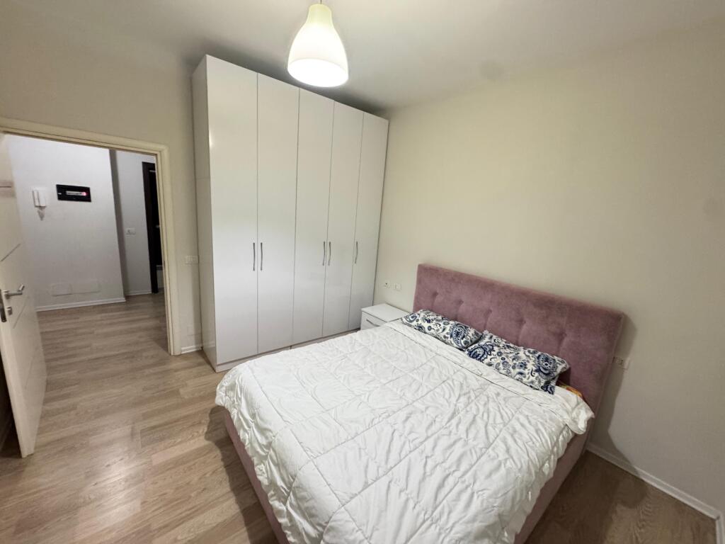 Kodra e Diellit – Appartamento 2+1 in affitto