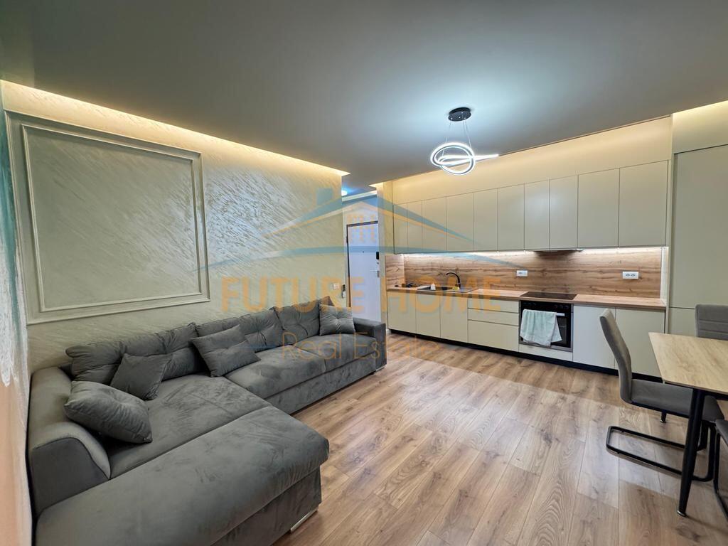 Shitet, Apartament 2+1, Rose Garden Rezidencë, TEG